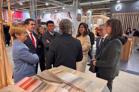 El textil valenciano estabiliza su negocio gracias a la exportación.