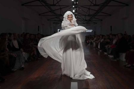 La tinerfeña Inmaculada Rodrigues mostró su moda nupcial en Madeira.